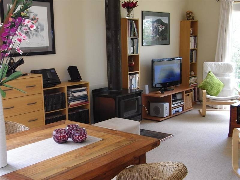 8 Lloyd Street, Derrinallum VIC 3325