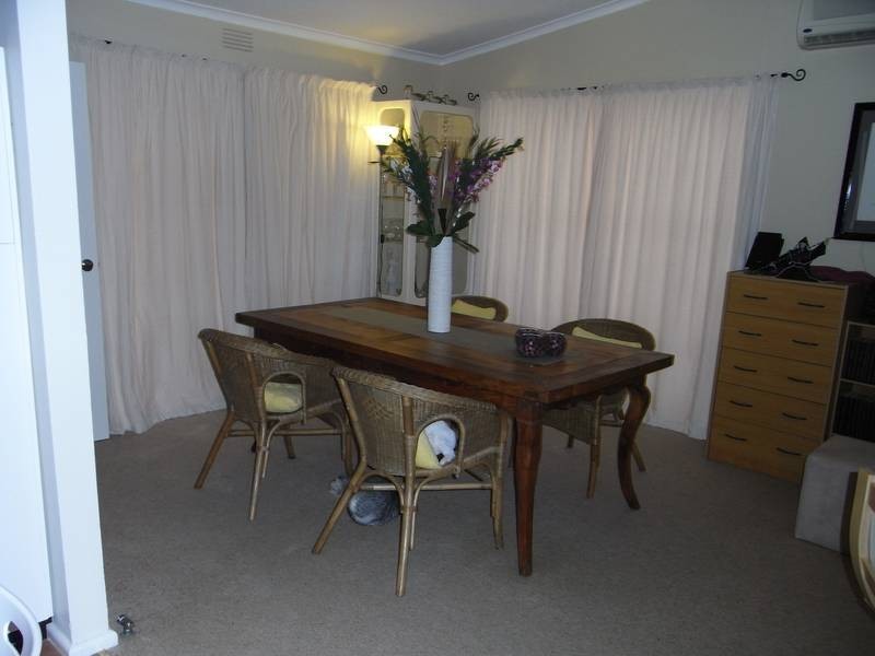 8 Lloyd Street, Derrinallum VIC 3325