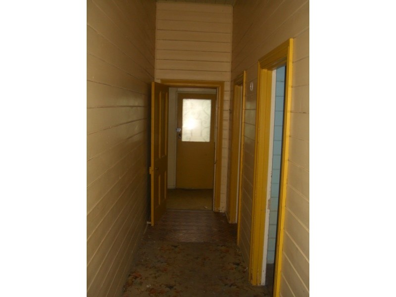 33 Dover Street, Cobden VIC 3266