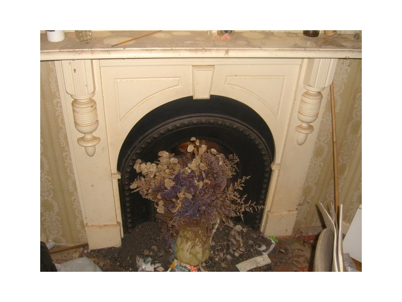 33 Dover Street, Cobden VIC 3266