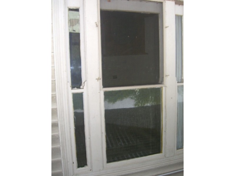 33 Dover Street, Cobden VIC 3266