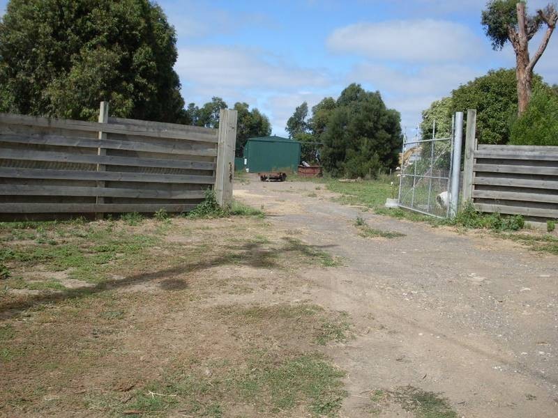 23 McLeod Street, Timboon VIC 3268