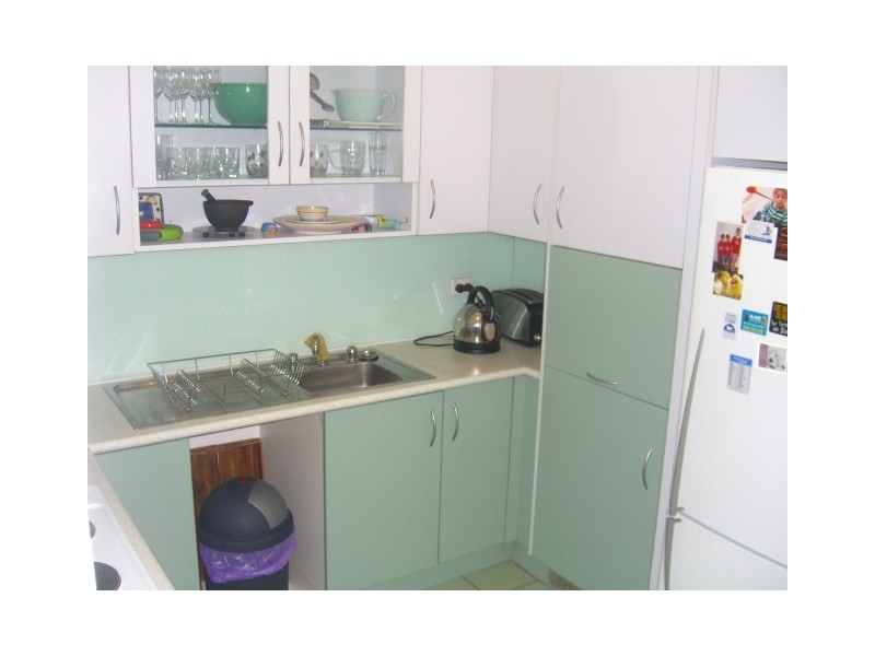 33 McKinnons Bridge Road, Noorat VIC 3265