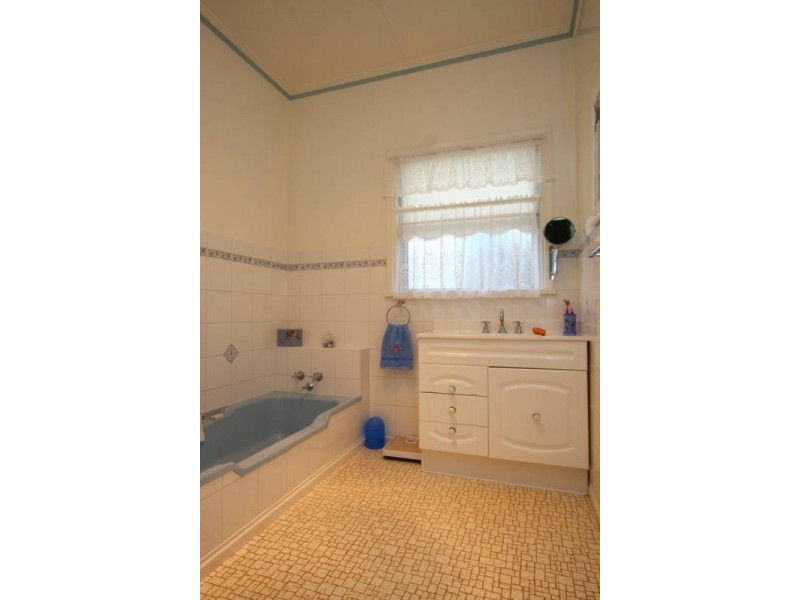 56 Thomson Street, Terang VIC 3264