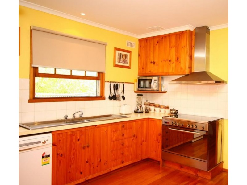 87 Hennessy Street, Port Campbell VIC 3269