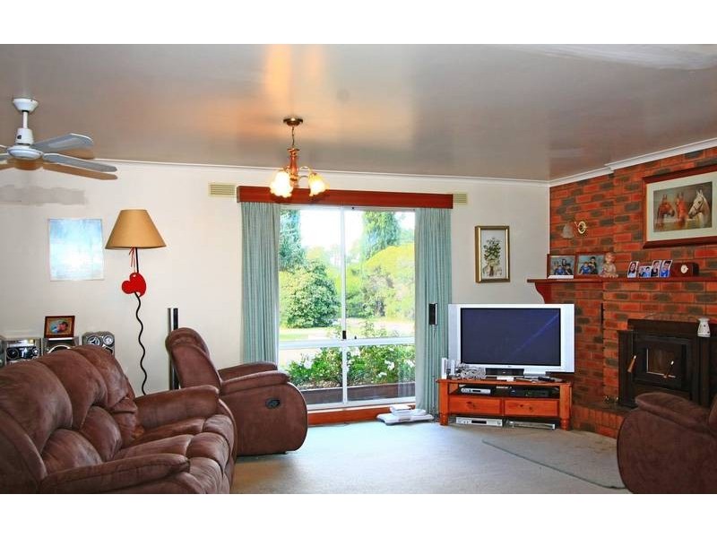 28 Waters Lane, Mortlake VIC 3272