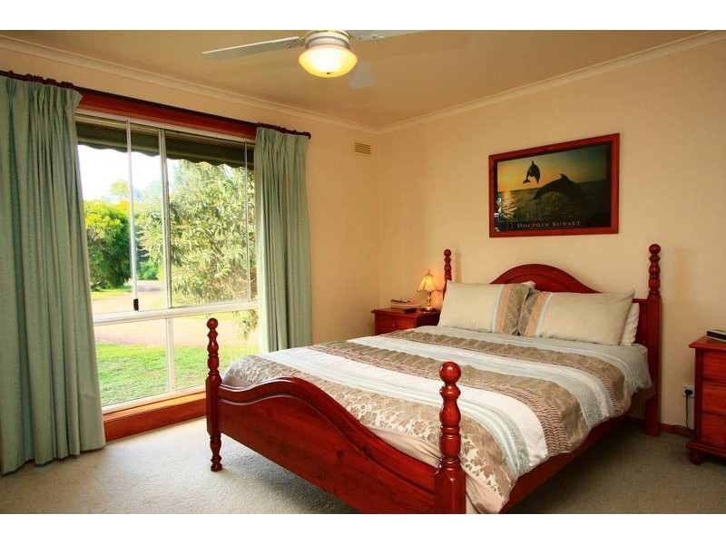 28 Waters Lane, Mortlake VIC 3272