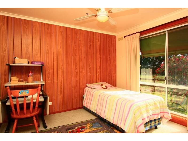 28 Waters Lane, Mortlake VIC 3272