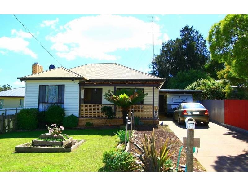 32 Dawson Street, Timboon VIC 3268