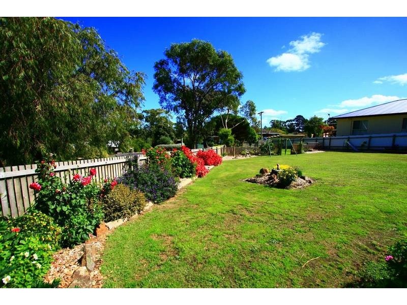 32 Dawson Street, Timboon VIC 3268