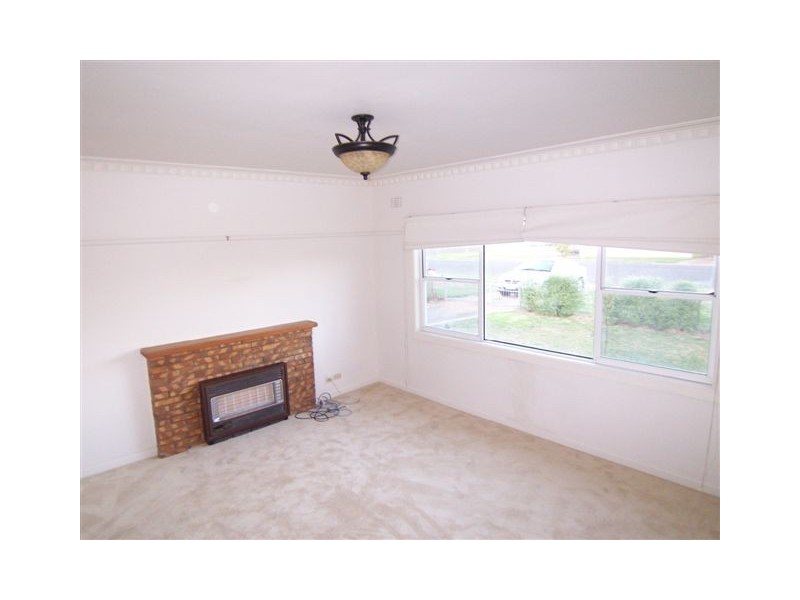 46 Walker Street, Cobden VIC 3266