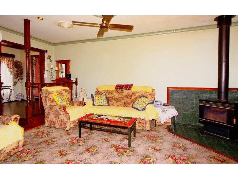 5 Squibbs Road, Timboon VIC 3268