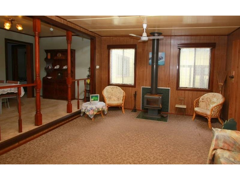 5 Squibbs Road, Timboon VIC 3268