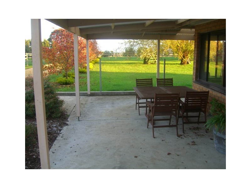 1580 Cobden-Warrnambool Road, Ecklin South VIC 3265