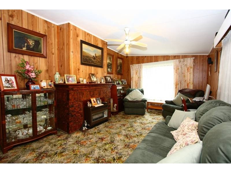 142 Baynes Street, Terang VIC 3264