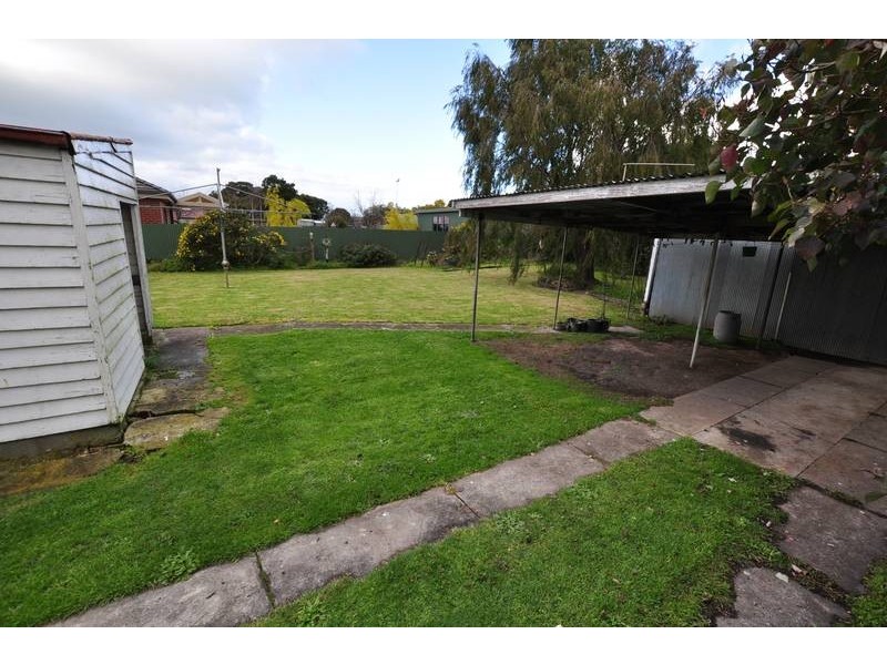 85 Curdie Street, Cobden VIC 3266
