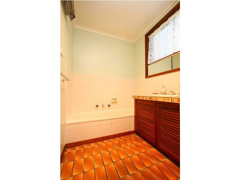 Off Bond Street, Timboon VIC 3268