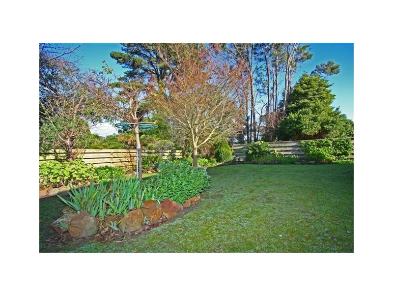 Off Bond Street, Timboon VIC 3268