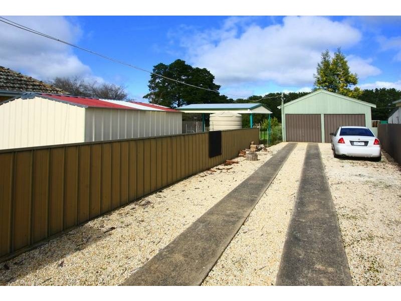 71 Oman Street, Lismore VIC 3324