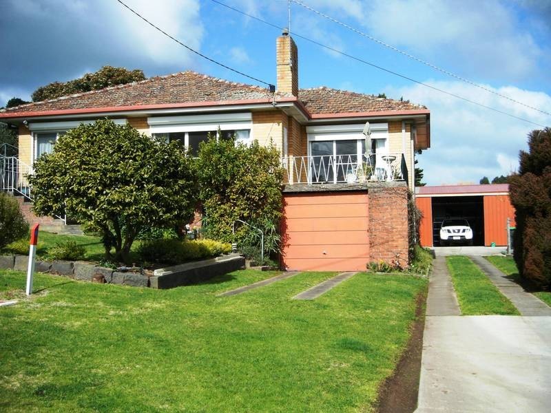1B Errey Street, Camperdown VIC 3260