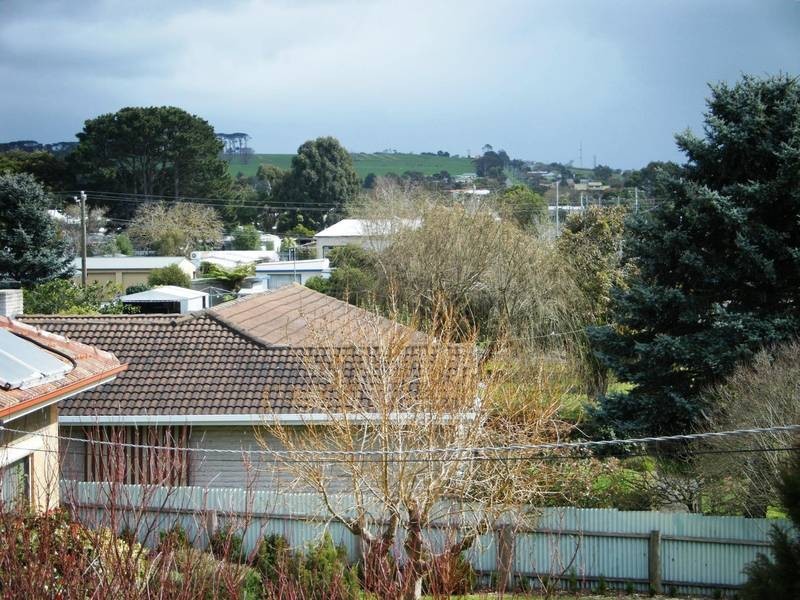 1B Errey Street, Camperdown VIC 3260