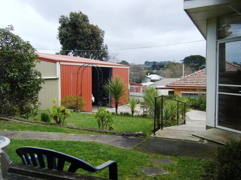 1B Errey Street, Camperdown VIC 3260