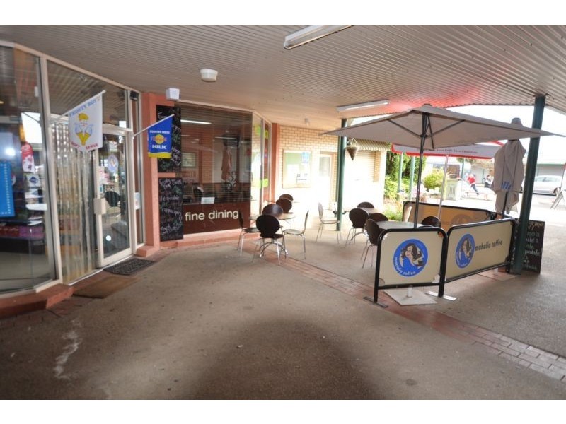 19E Curdie Street, Cobden VIC 3266