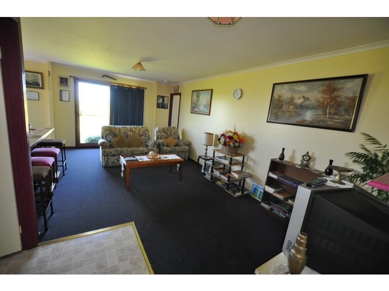 300 Cobden-Port Campbell Road, Cobden VIC 3266