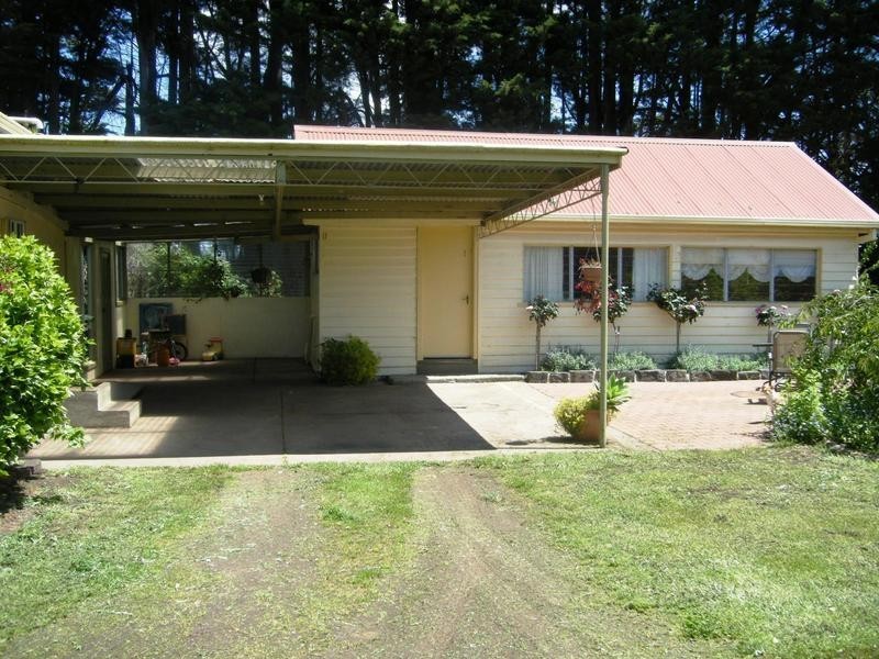 79 Depot Road, Terang VIC 3264