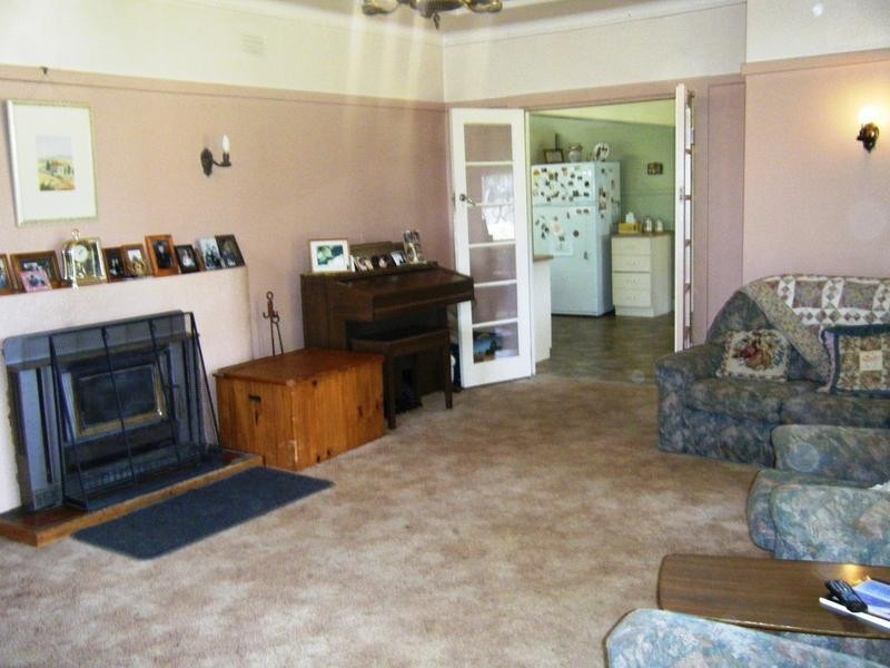 79 Depot Road, Terang VIC 3264