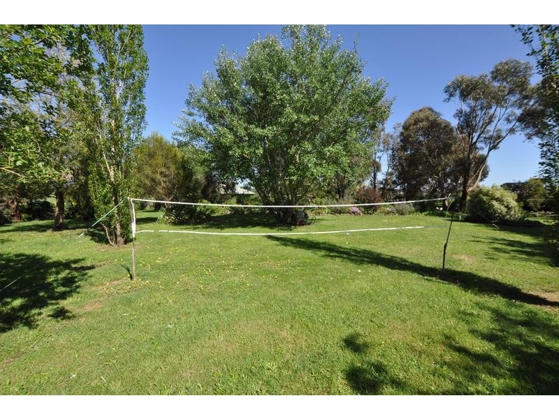 300 Cobden- Port Campbell Road, Cobden VIC 3266
