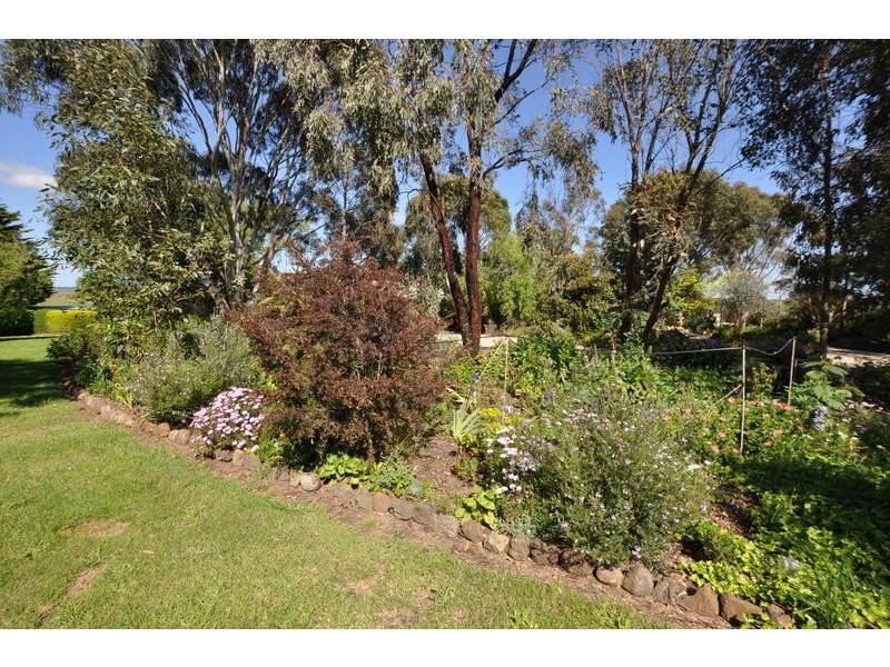 300 Cobden- Port Campbell Road, Cobden VIC 3266