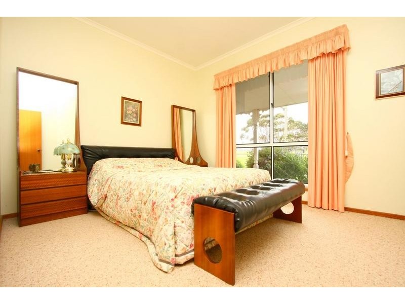 305 Staffords Road, Warrnambool VIC 3280