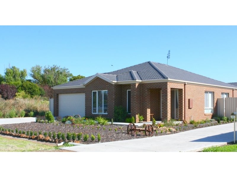 92 Spring Street, Mortlake VIC 3272