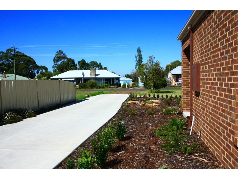 92 Spring Street, Mortlake VIC 3272