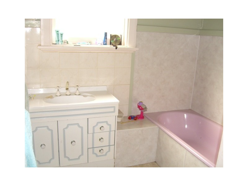 29A Silvester Street, Cobden VIC 3266