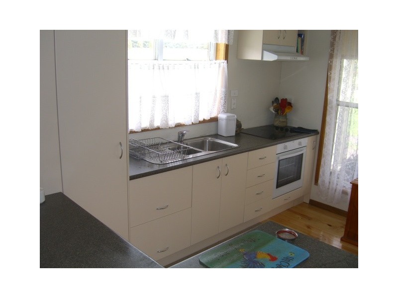 880 Cobden-Terang Road, Cobden VIC 3266