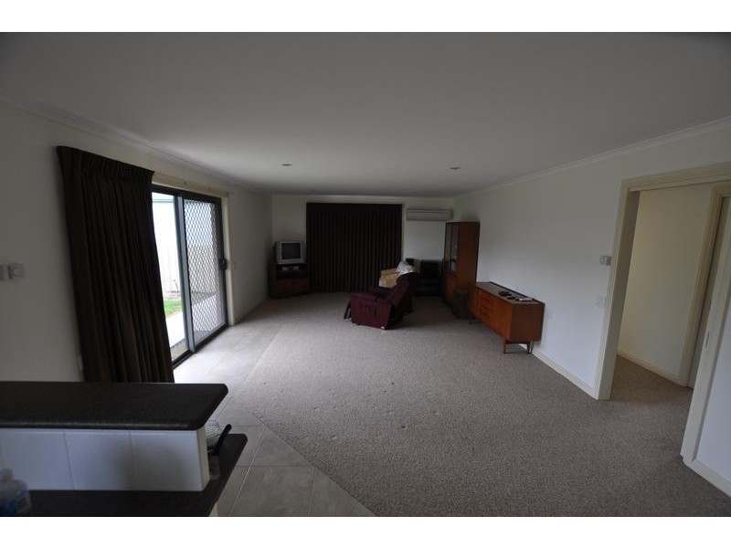 3/63 Silvestor street, Cobden VIC 3266