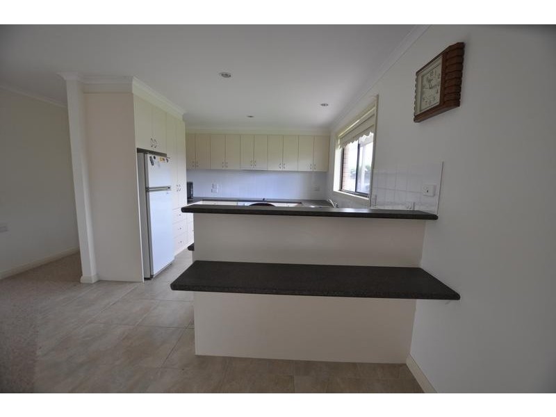 3/63 Silvestor street, Cobden VIC 3266
