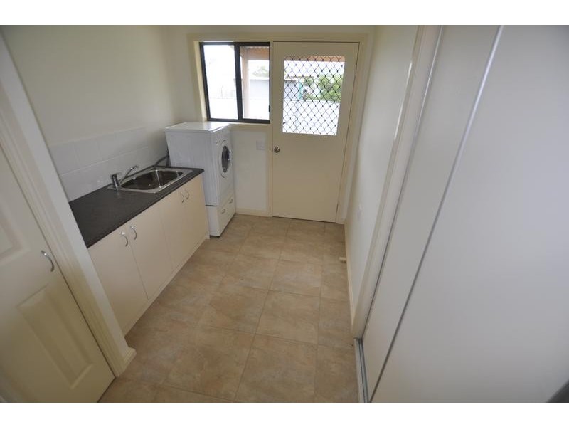 3/63 Silvestor street, Cobden VIC 3266