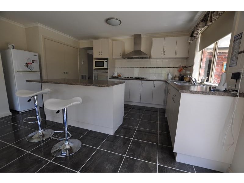 30 Murdoch Avenue, Warrnambool VIC 3280