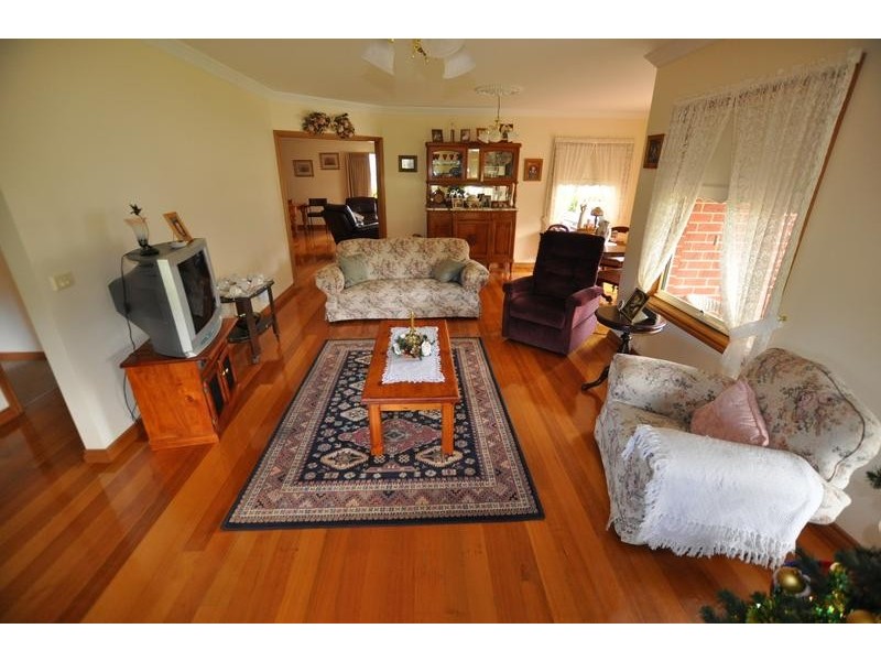 151 Mortlake Road, Warrnambool VIC 3280