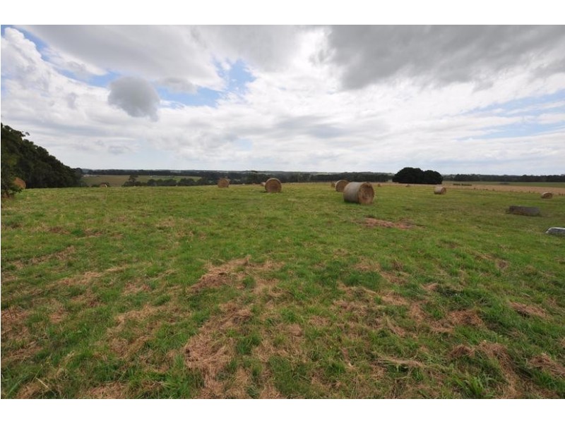 127 Browns Road, Timboon VIC 3268