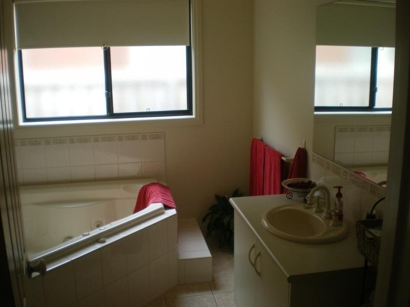 37 Toal Drive, Warrnambool VIC 3280