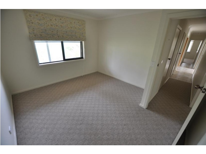 1 Harrisons Road, Pomborneit VIC 3260