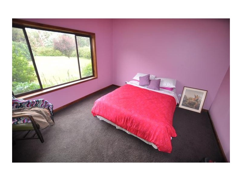 61 Maddens Bridge Road, Cobden VIC 3266