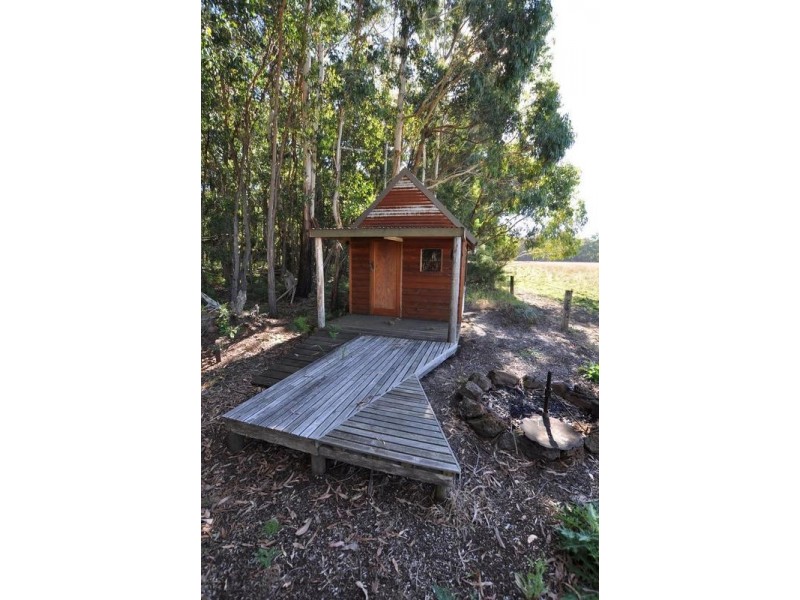 Lot TP 817312, Lot 1 Cemetery Road, Cobden VIC 3266