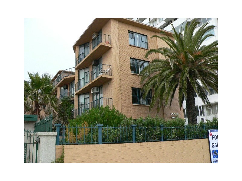 25/11 Marine Parade, St Kilda VIC 3182