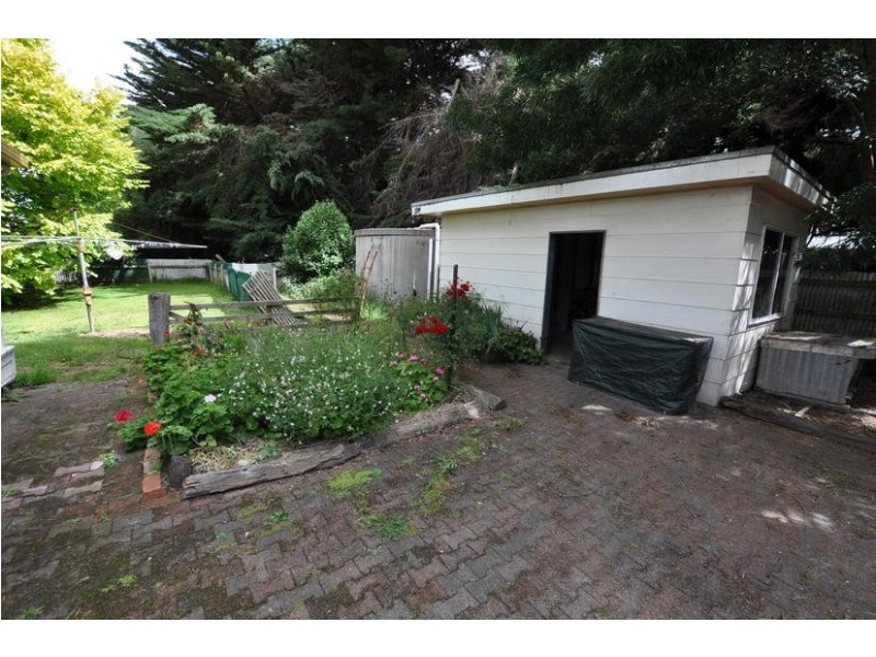 934 Cobden-Port Campbell Road, Scotts Creek VIC 3267