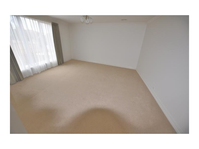 1 Honeyeater Court, Warrnambool VIC 3280